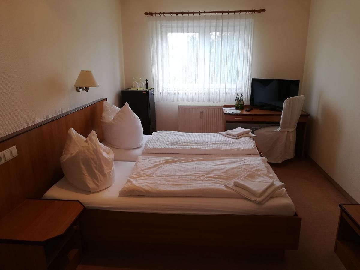 Weinbau & Pension "8Zeilen" Golk Esterno foto